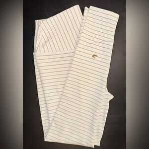 Glyder Leggings Size Medium